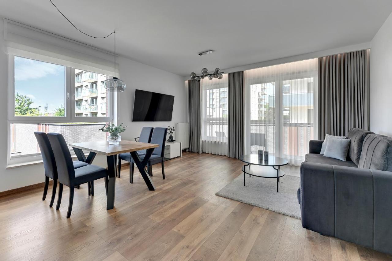 Bastion Walowa City Center & Parking By Downtown Apartments Gdansk Bagian luar foto