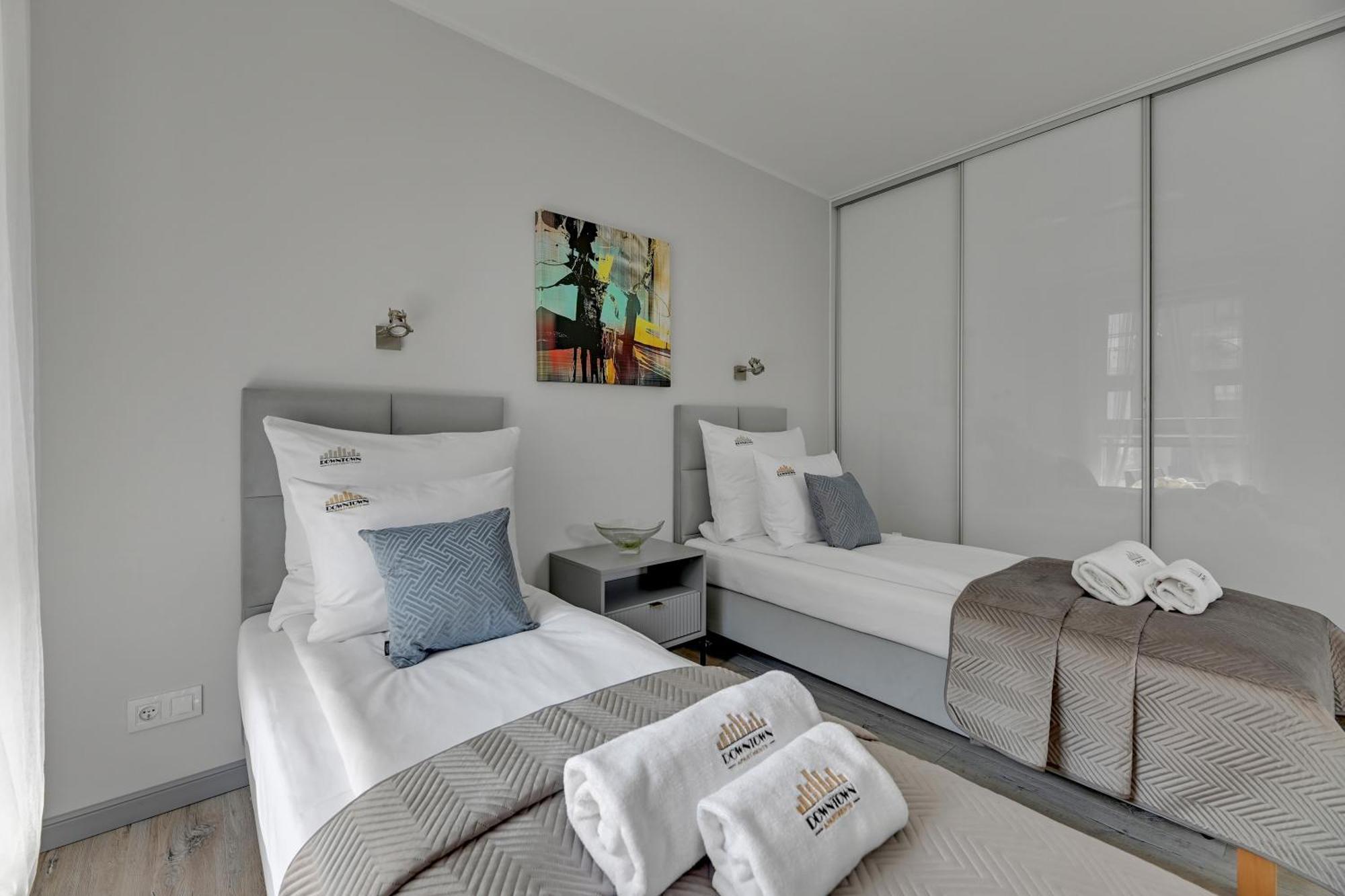 Bastion Walowa City Center & Parking By Downtown Apartments Gdansk Bagian luar foto